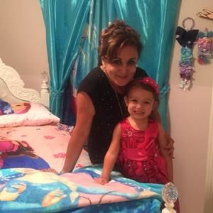 Meet your Posher, Sandra